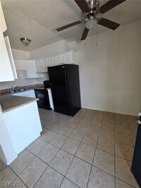 Building Photo - 412 W Monroe Ave