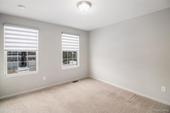 Building Photo - 43642 Chancellor Ln