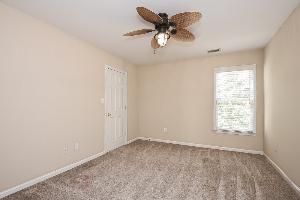 Building Photo - 207 Wildwood Way