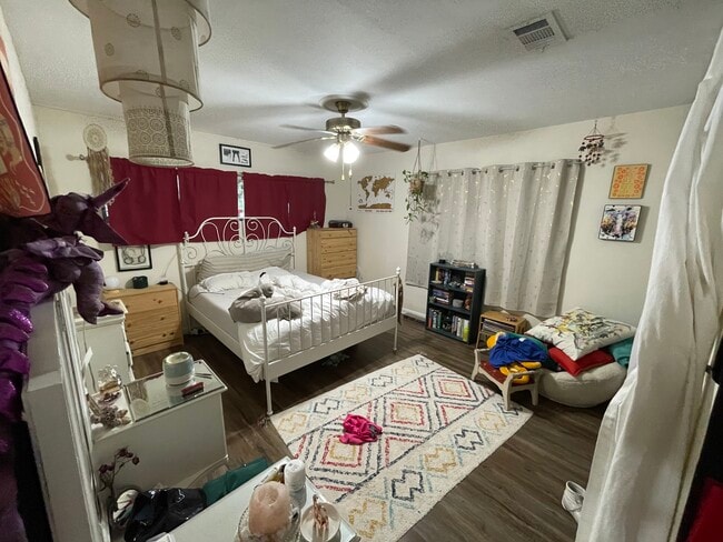 Building Photo - 3401 NW 7th Pl