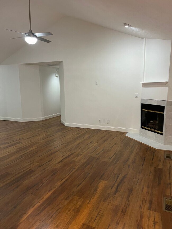 Building Photo - Galloway District RENTAL!  3-Bed, 2-Bath, 2-Car Garage
