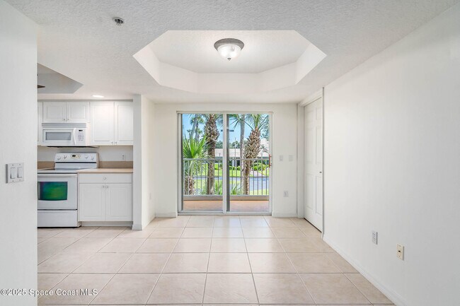 Building Photo - 7128 Marbella Ct