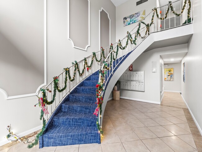 Building Photo - 9001 Jacaranda Ln