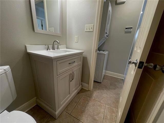 Building Photo - 6573 Center St