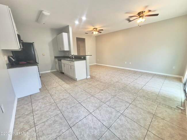 Building Photo - 284 Moultrie Village Ln