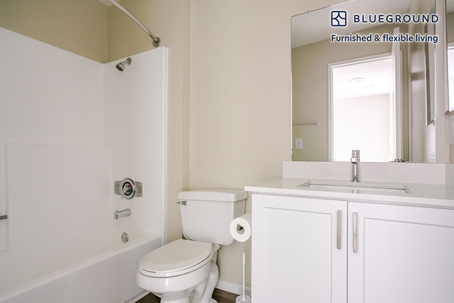 Building Photo - 250 S San Fernando Blvd