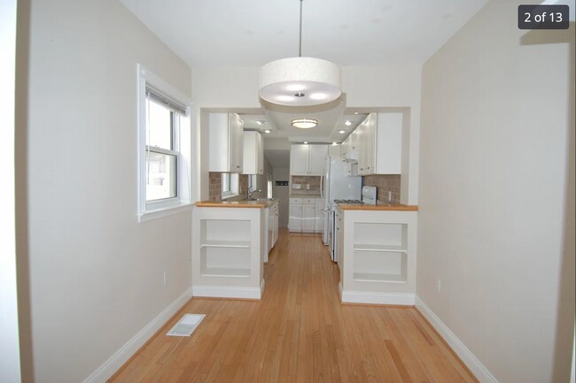 Primary Photo - 110 S Wolfe St