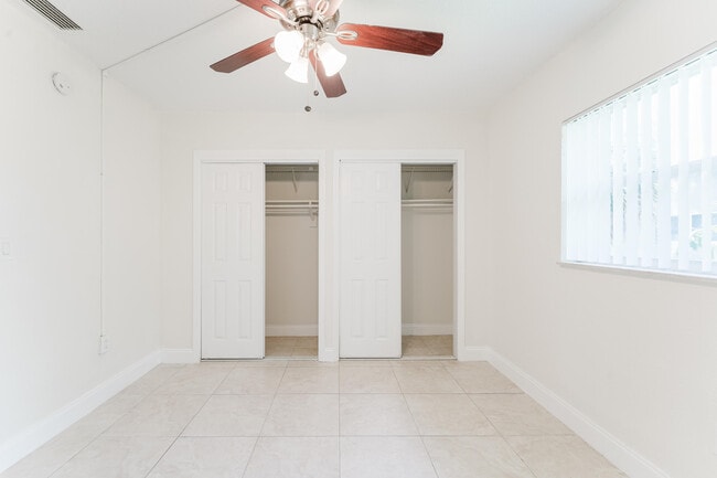 Building Photo - 201 SW 7th St