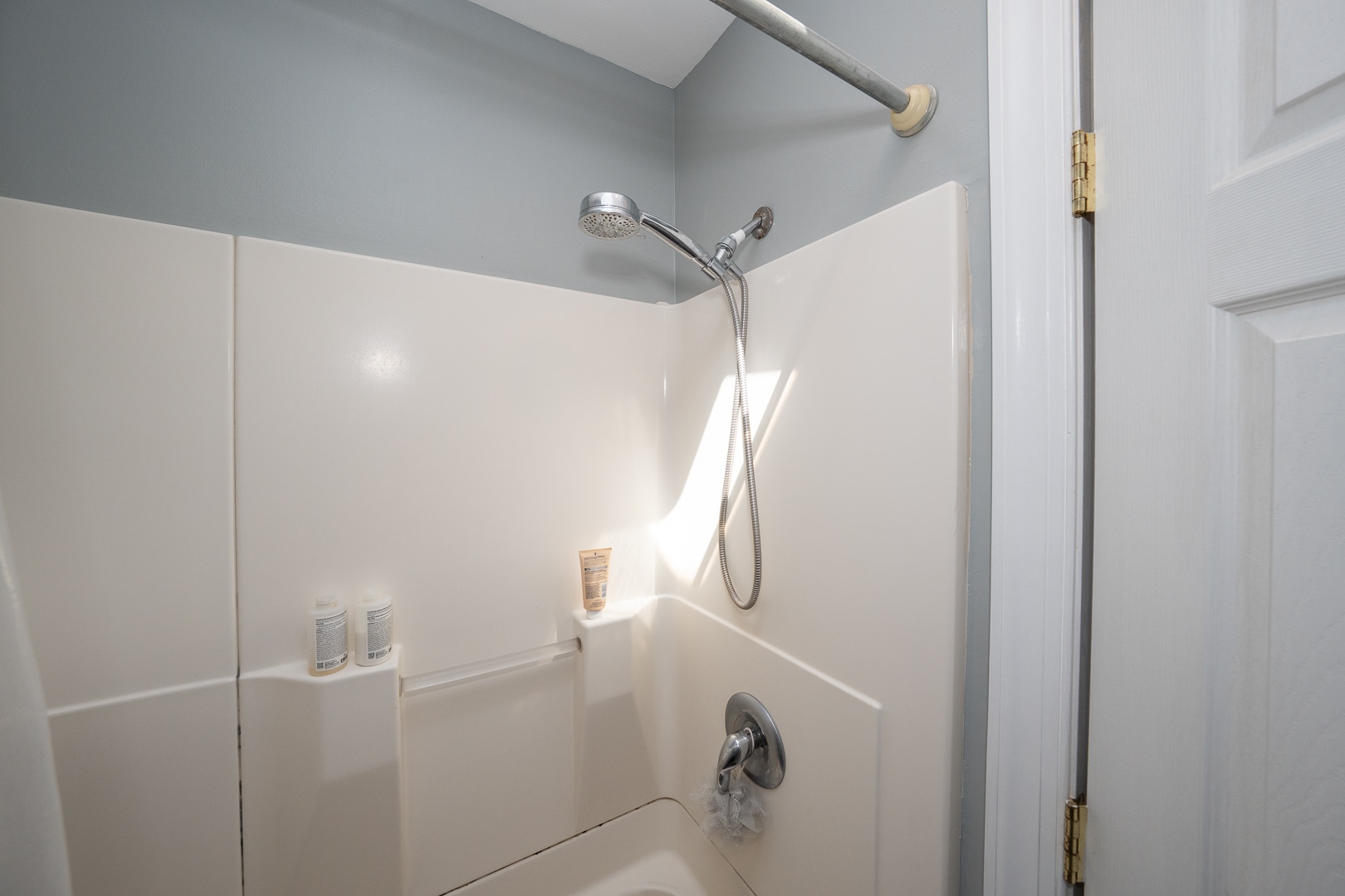 Building Photo - 2747 Harper St