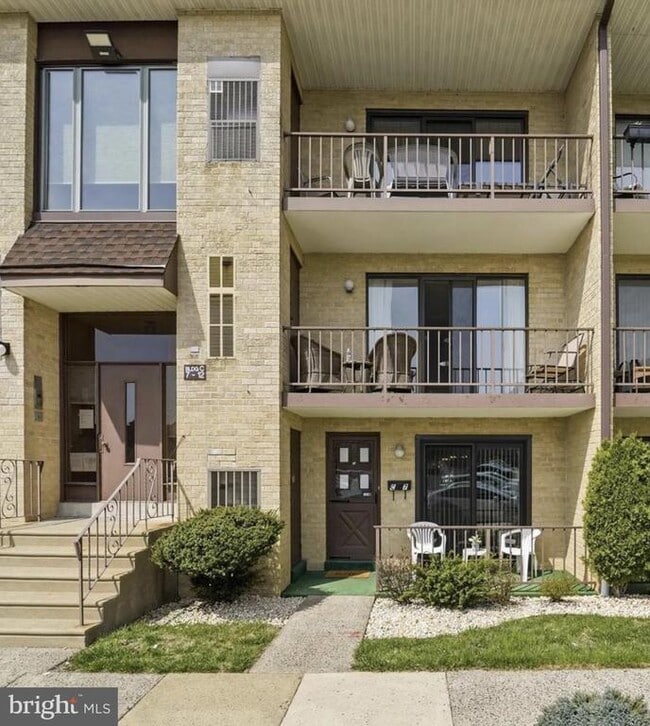 Building Photo - 9906 Bustleton Ave