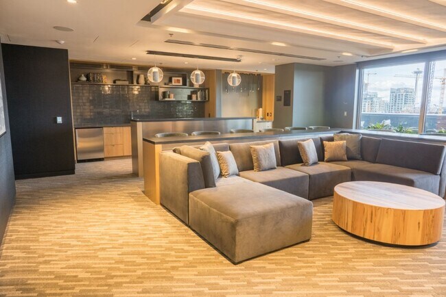 Building Photo - 2Bd/2Ba Seattle Condo