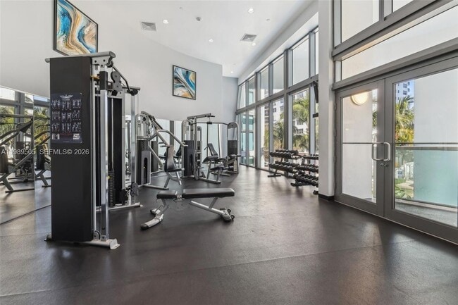 Building Photo - 6000 Collins Ave