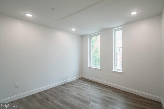 Building Photo - 129 Washington Ave
