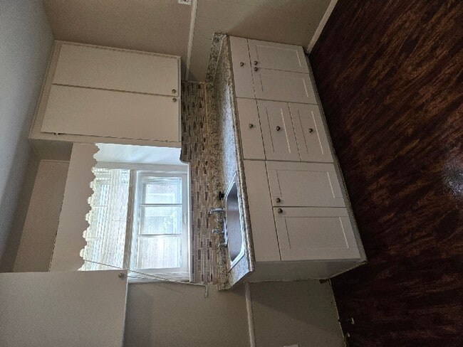 Building Photo - 15989 Dalby