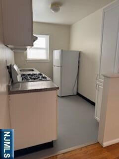 Building Photo - 222 Garibaldi Ave