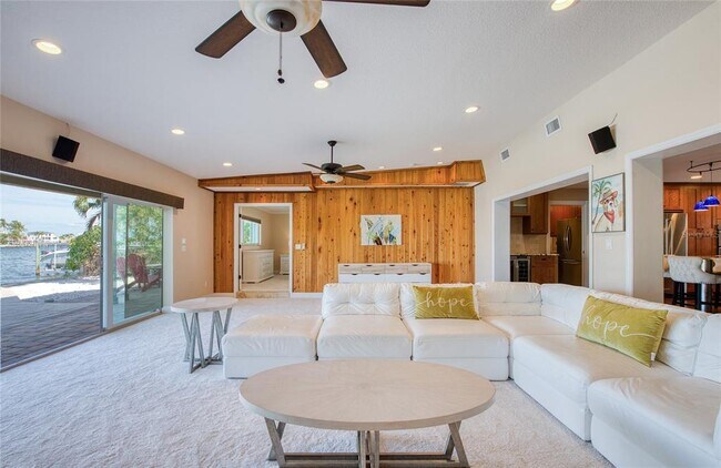 Building Photo - 4222 Miller Dr