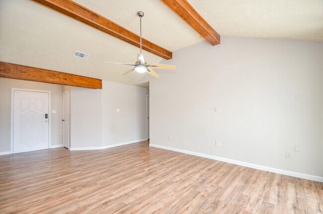 Building Photo - 7623 Kite Hill Dr