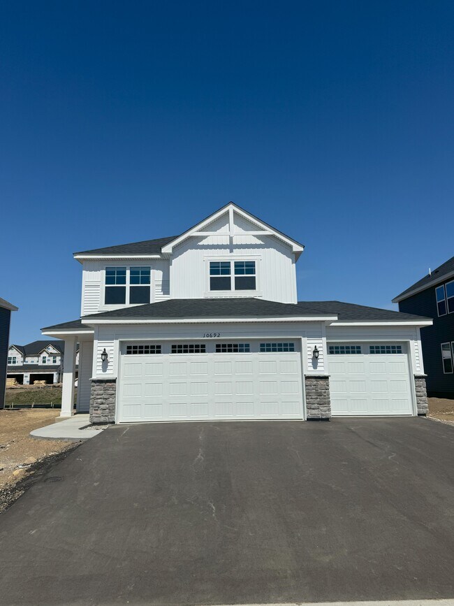 Building Photo - 10692 Burnt Rock Rd