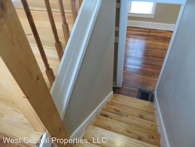 Building Photo - 1229 Swinney Ave