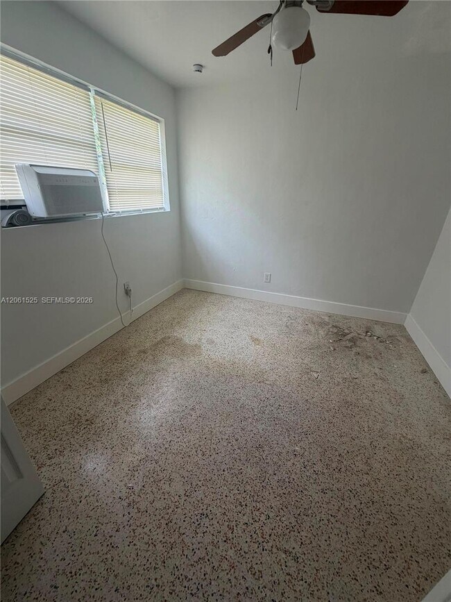 Building Photo - 11530 SW 136th St