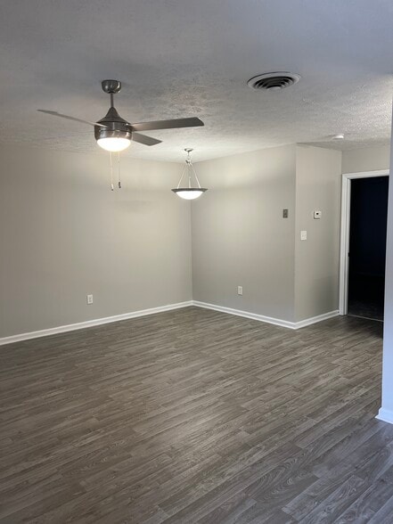 1 bedroom large - Arbor Terrace