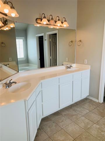 Building Photo - 2229 Goliad Cir