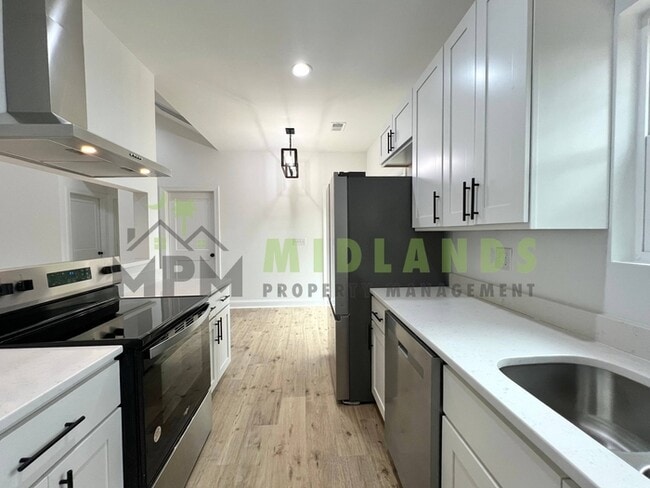 Building Photo - 1510 Noble Ave