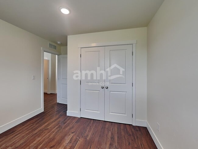 Building Photo - 11503 W Mesquite St