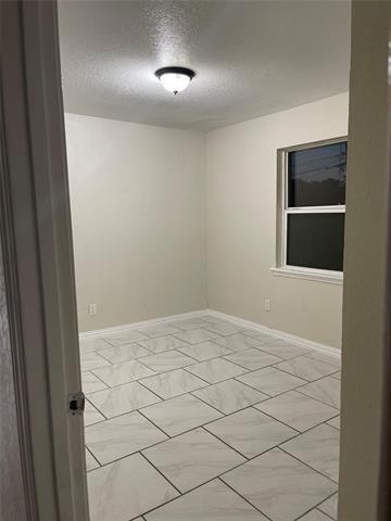 Building Photo - 2519 Larchmont Dr
