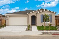 Building Photo - 4 bedroom, 2.5 bathroom home in Golden Valley.  washer/dryer/refigerator included