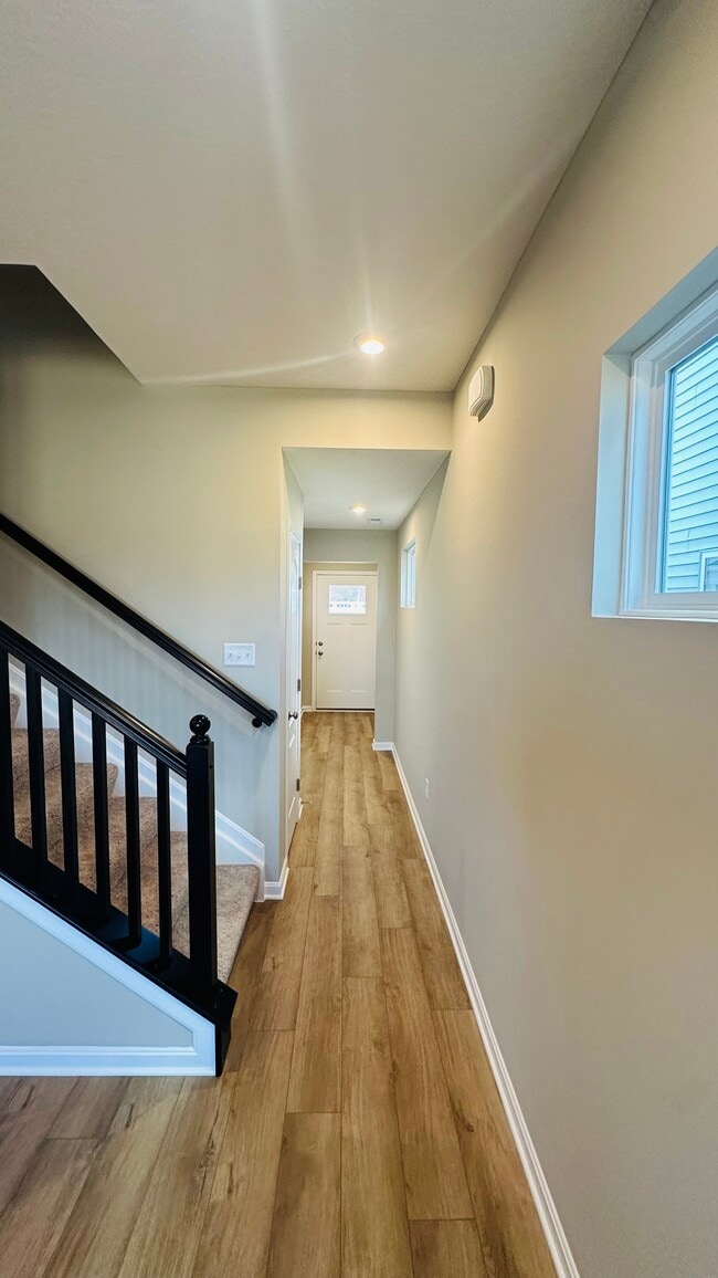 Building Photo - 2075 Wild Berry Wy