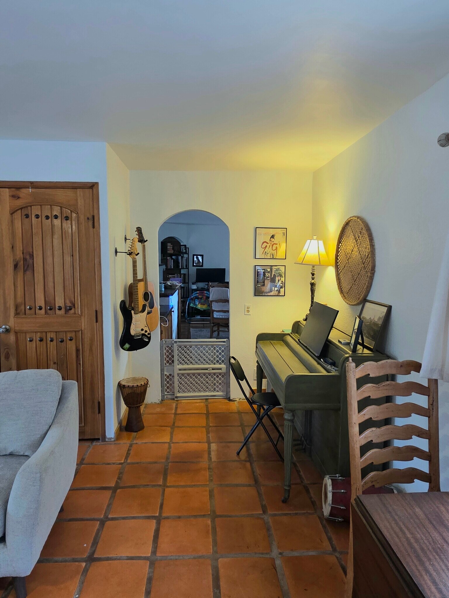 Building Photo - 2029 Willow Glen Rd