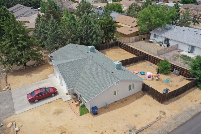 Building Photo - 6284 N Buckboard Dr