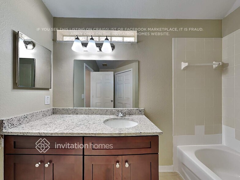 Building Photo - 7436 Oxford Garden Cir