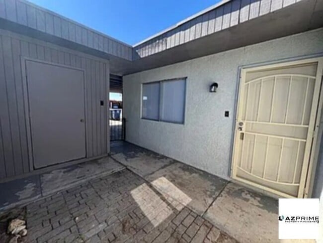 Building Photo - Available NOW!