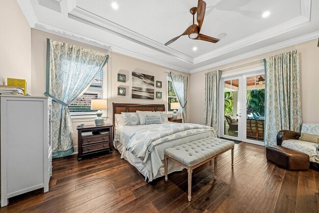 Building Photo - 120 Grove Way