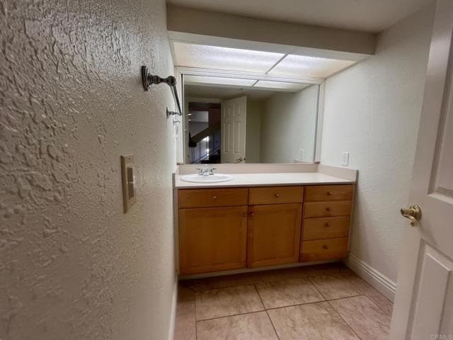 Building Photo - 821 Mulberry Dr