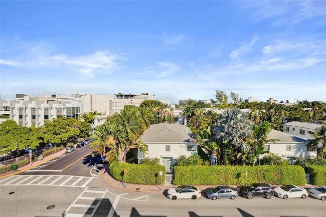 Building Photo - 1030 15th St