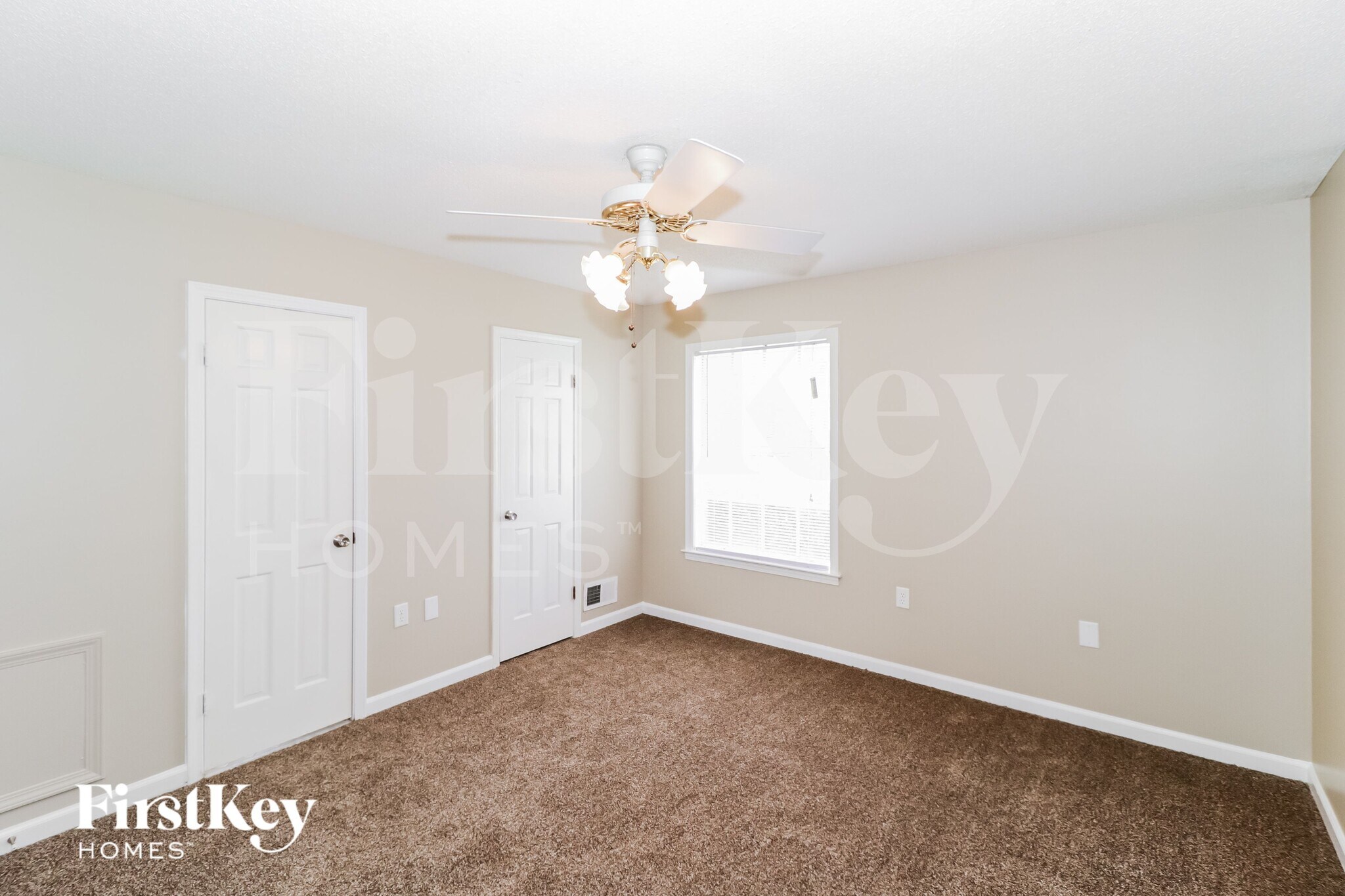 Building Photo - 5373 Banbury Ave