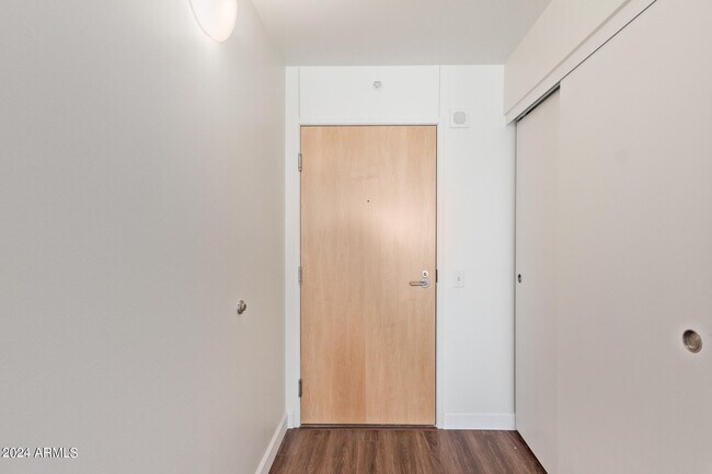 Building Photo - 4808 N 24th St