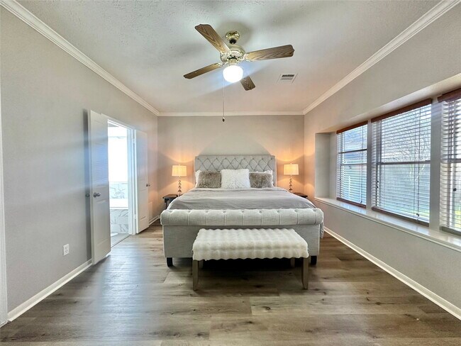 Building Photo - Sheffield Drive, Missouri City, TX 77459 - 4 BR 2.5 BA single-family home