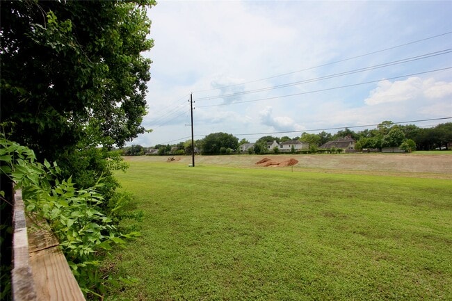 Building Photo - 2422 Stephens Grant Dr