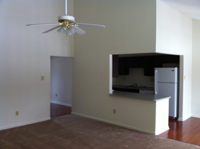 Building Photo - The Vineyard Ranch Home     260207