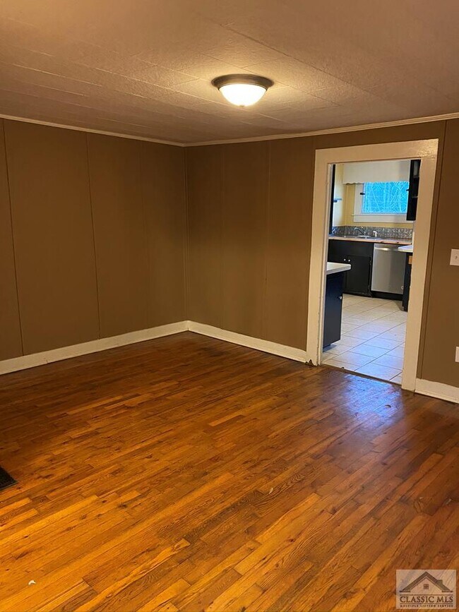 Building Photo - 5500 Price Mill Rd