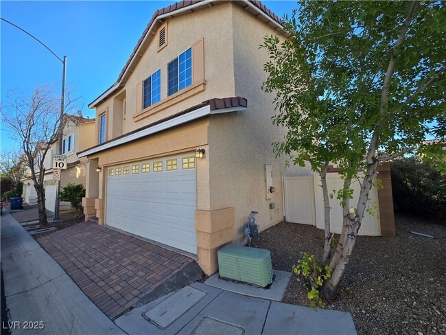 Building Photo - 7345 Linaria Rd