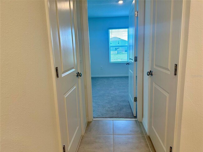 Building Photo - 534 Wayland Dr