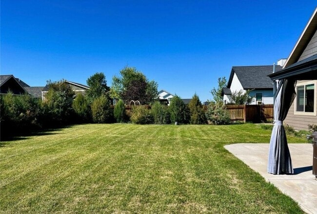 Building Photo - Charming 4-Bedroom Home with Spacious Lawn in Bozeman, MT!
