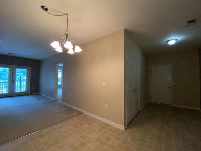 Building Photo - reinb190