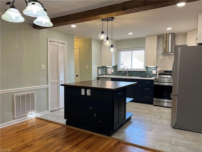 Building Photo - 424 Old Forge Ct