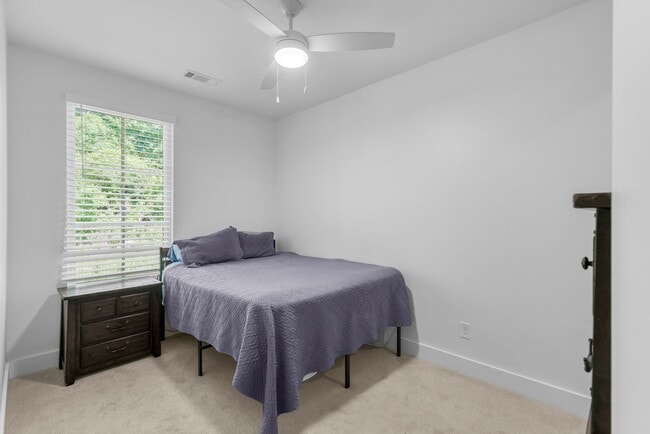 Building Photo - Luxury Townhome Living in Moores Mill — Style, Comfort & Prime Auburn Convenience